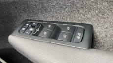 Volvo XC40 2.0 B3P Ultra Dark 5dr Auto Petrol Estate